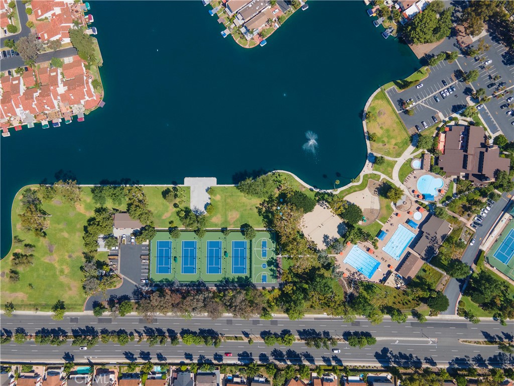 MLS #OC25252613 image #48