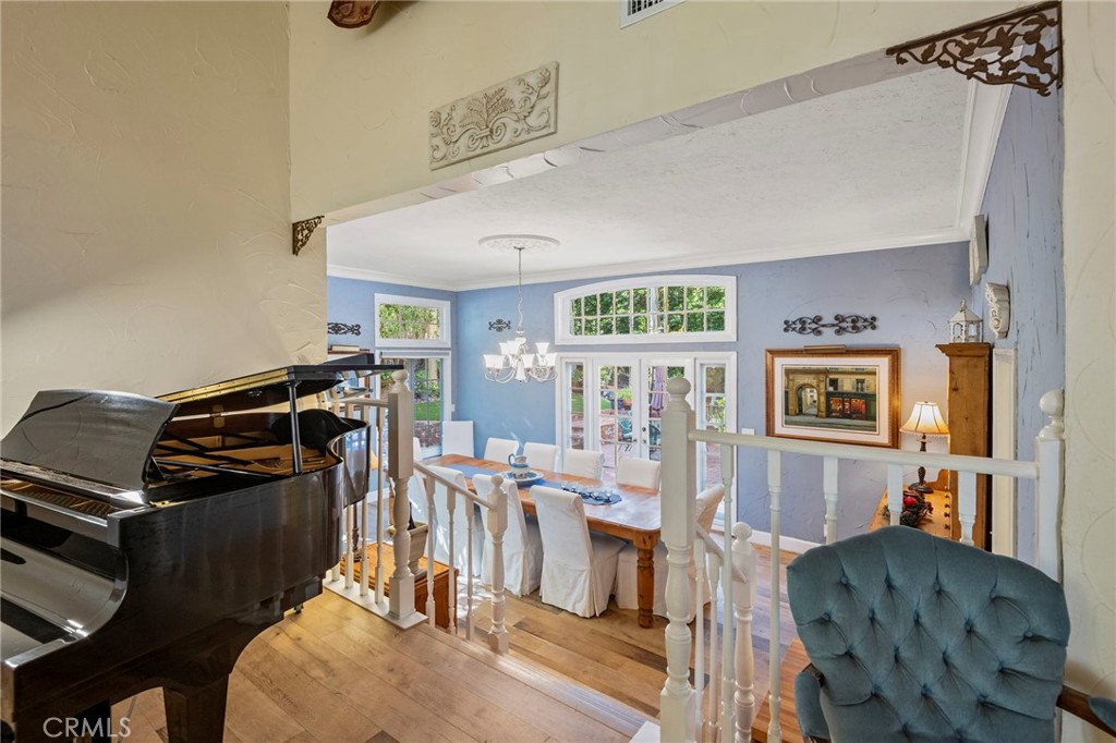 MLS #OC25252613 image #5