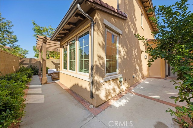 MLS #OC25252665 image #15