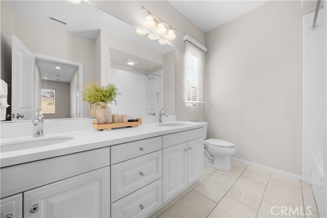 MLS #OC25252665 image #27