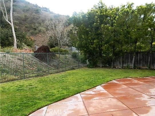 MLS #OC25252677 image #23