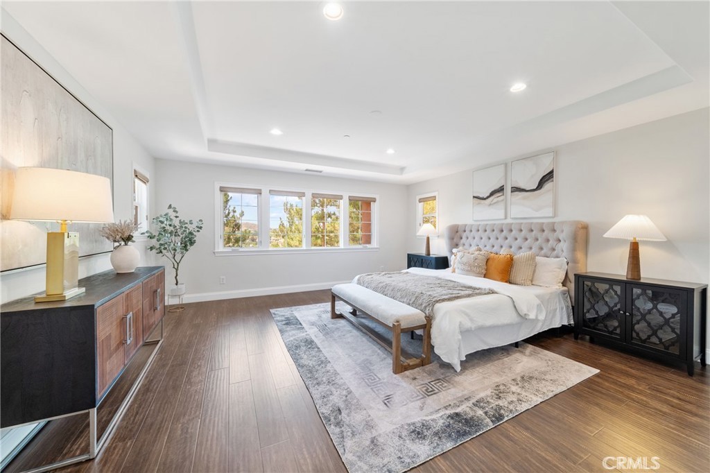 MLS #OC25252692 image #3