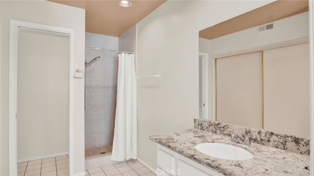 MLS #OC25252700 image #12