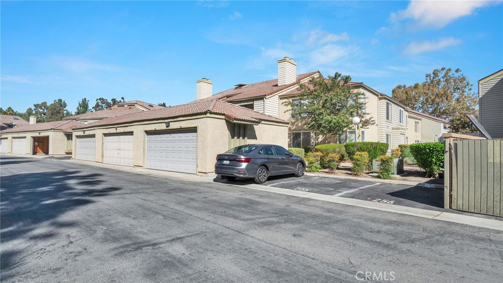 MLS #OC25252700 image #19