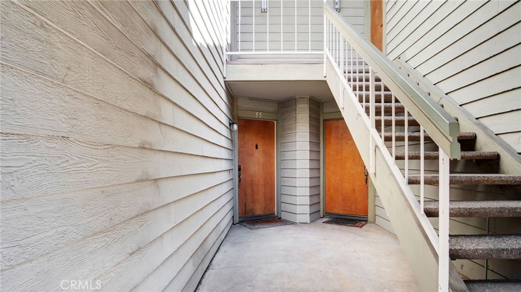 MLS #OC25252700 image #2