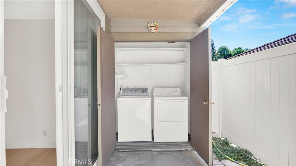 MLS #OC25252700 image #26