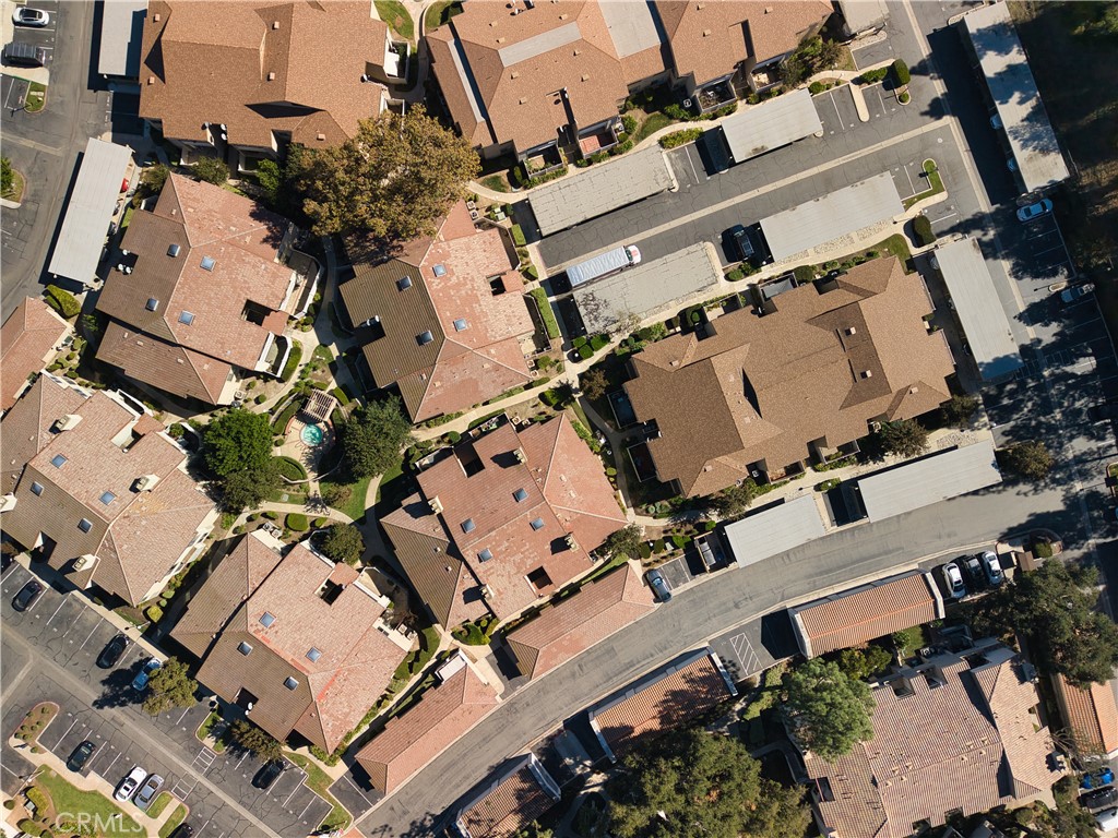 MLS #OC25252700 image #29