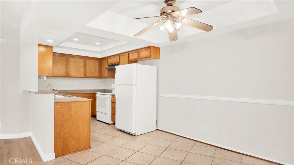 MLS #OC25252700 image #5