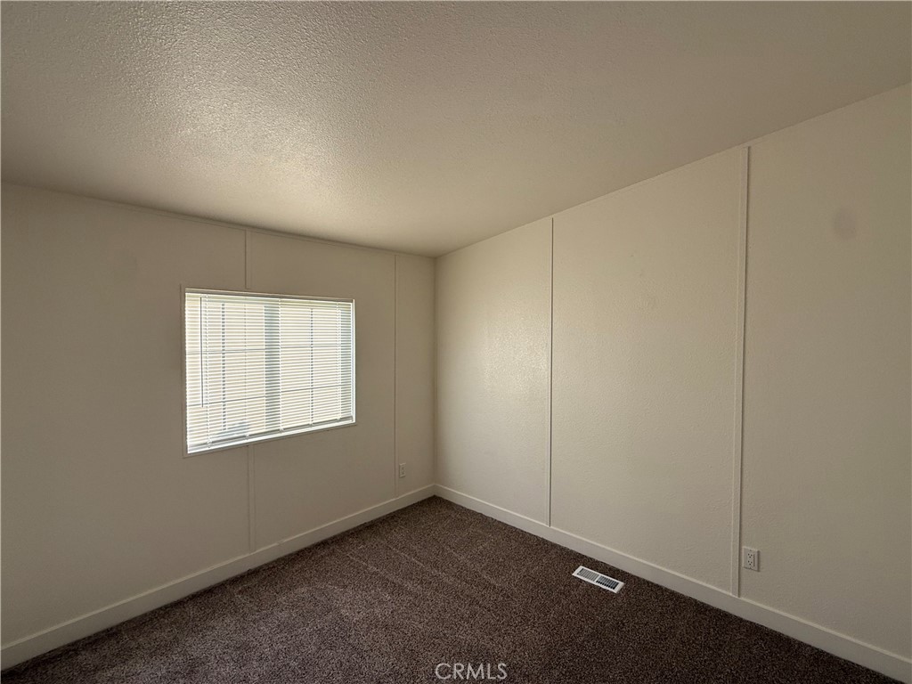 MLS #OC25252724 image #10