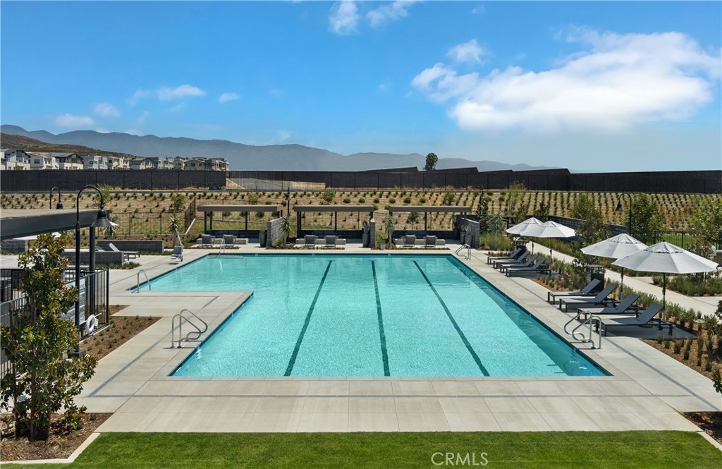 MLS #OC25252758 image #15