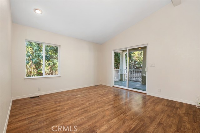 MLS #OC25252846 image #16