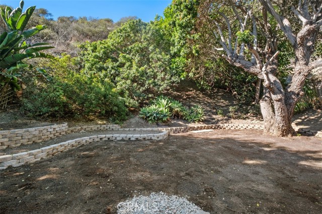 MLS #OC25252846 image #26