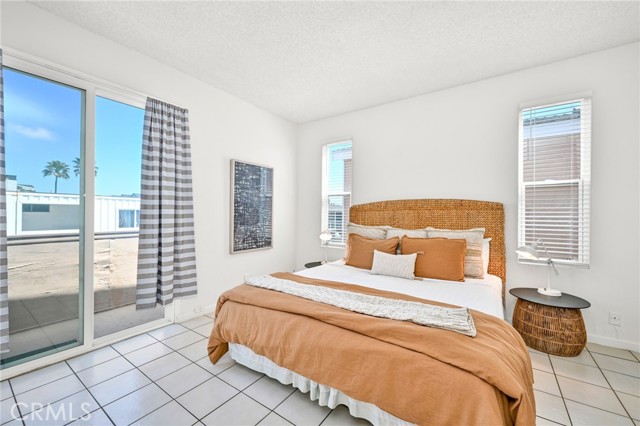 MLS #OC25252893 image #11