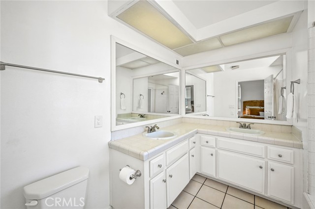 MLS #OC25252893 image #13