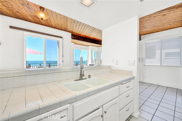 MLS #OC25252893 image #27