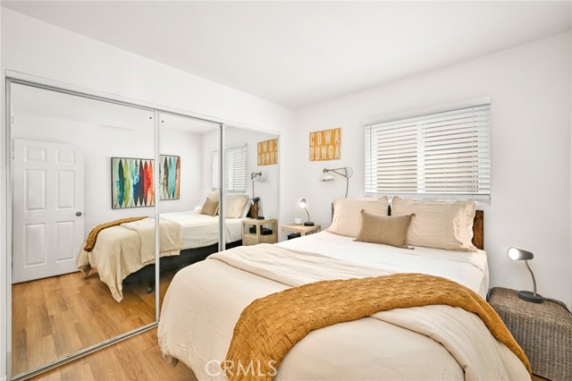 MLS #OC25252893 image #31