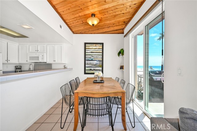 MLS #OC25252893 image #5