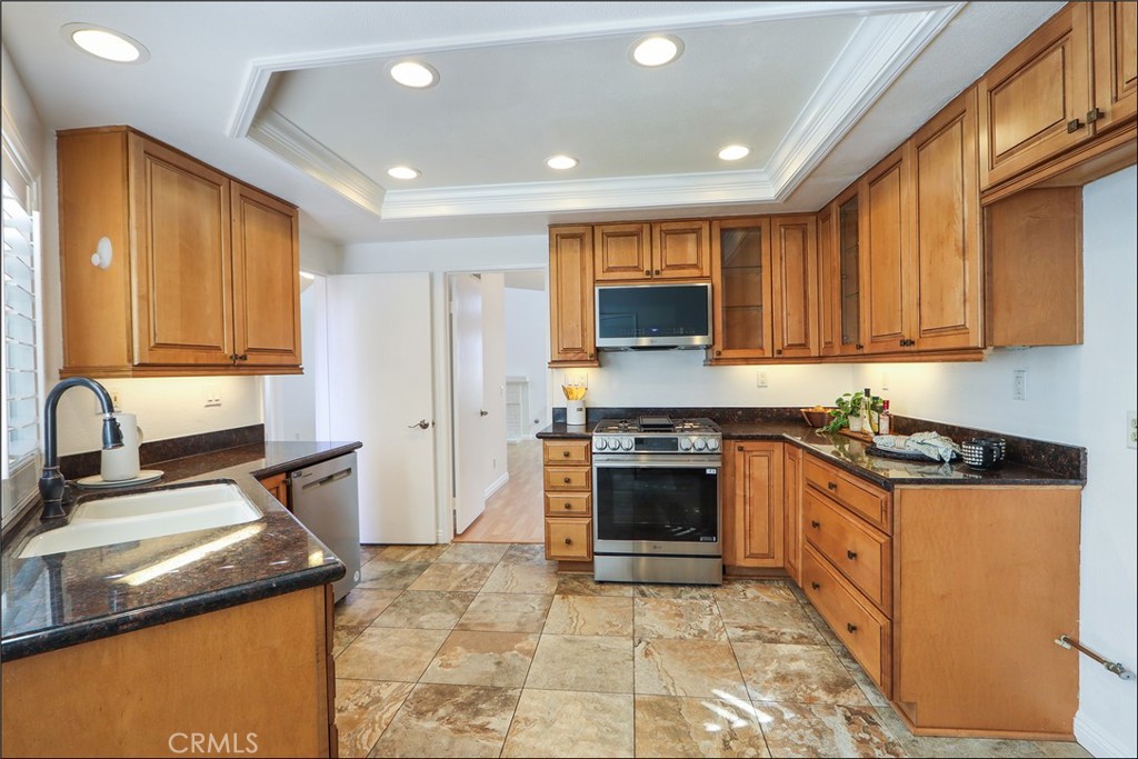 MLS #OC25252895 image #7