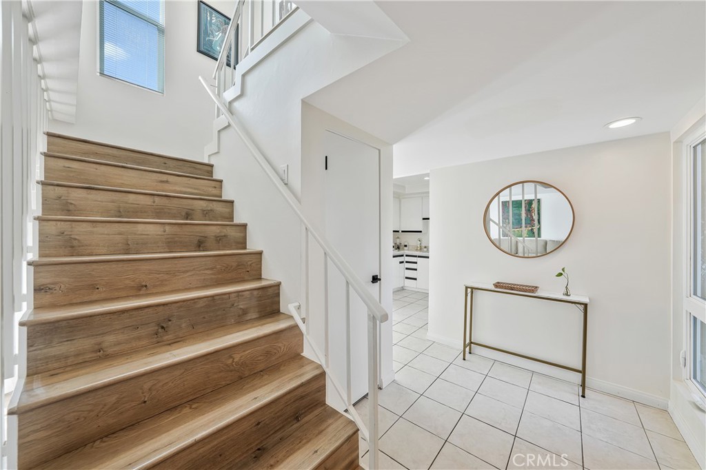 MLS #OC25252947 image #20