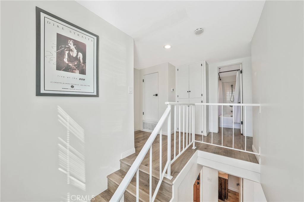 MLS #OC25252947 image #21