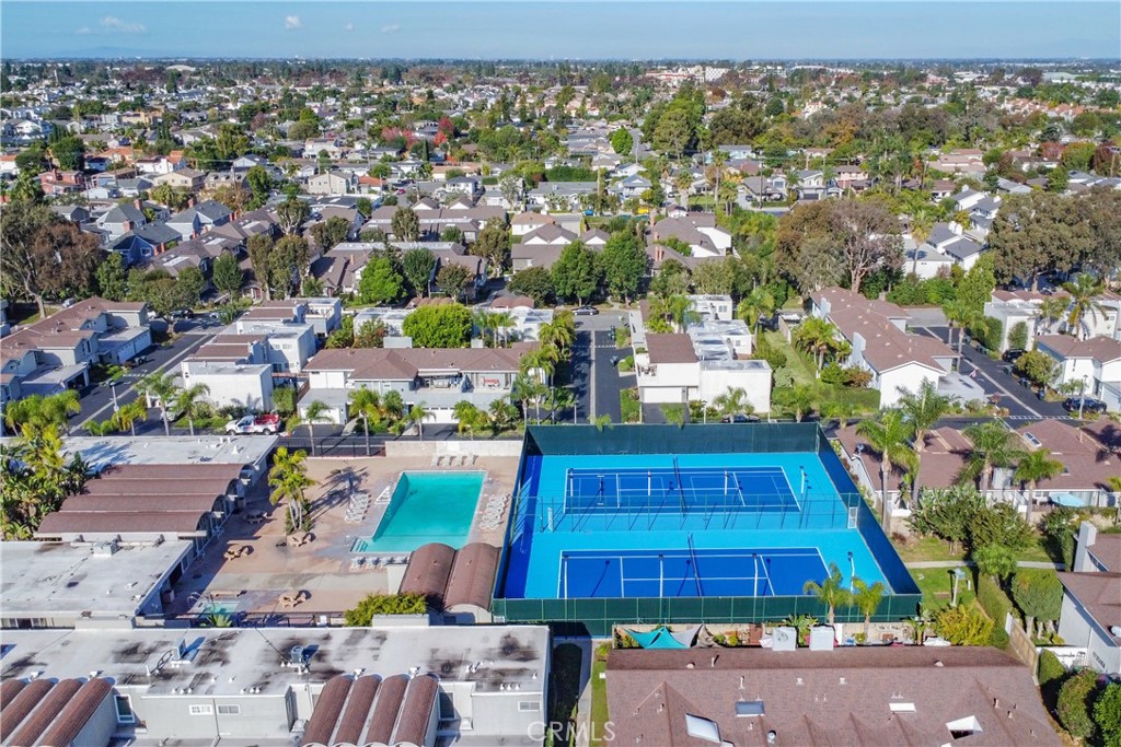 MLS #OC25252947 image #36