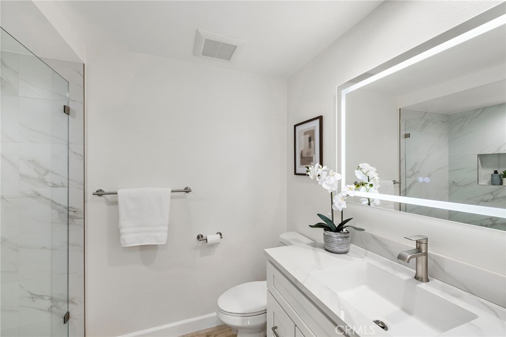 MLS #OC25178527 image #10