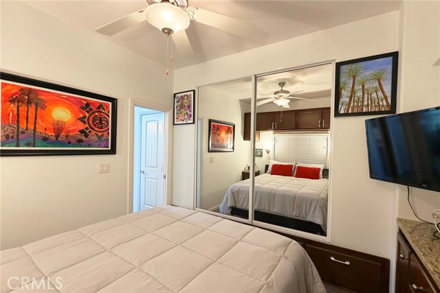 MLS #OC25252955 image #10