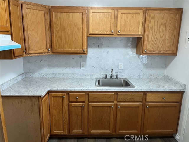 MLS #OC25252981 image #1