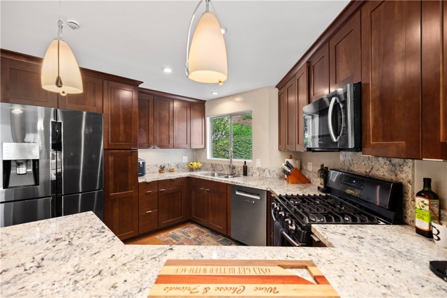 MLS #OC25253166 image #13