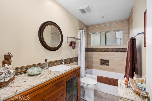 MLS #OC25253166 image #17