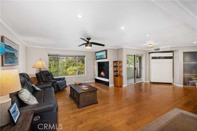 MLS #OC25253166 image #4