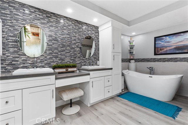 MLS #OC25253172 image #23