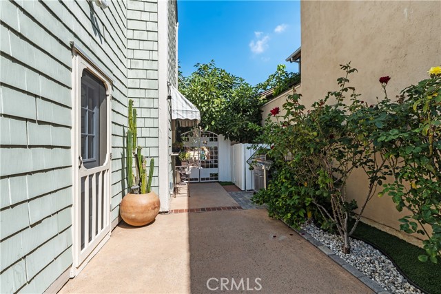 MLS #OC25253172 image #30