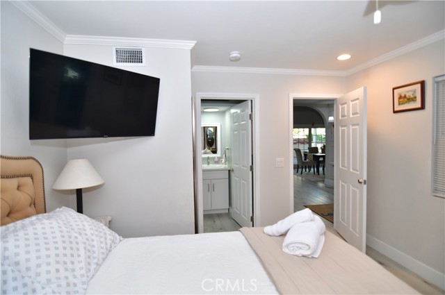 MLS #OC25253172 image #44