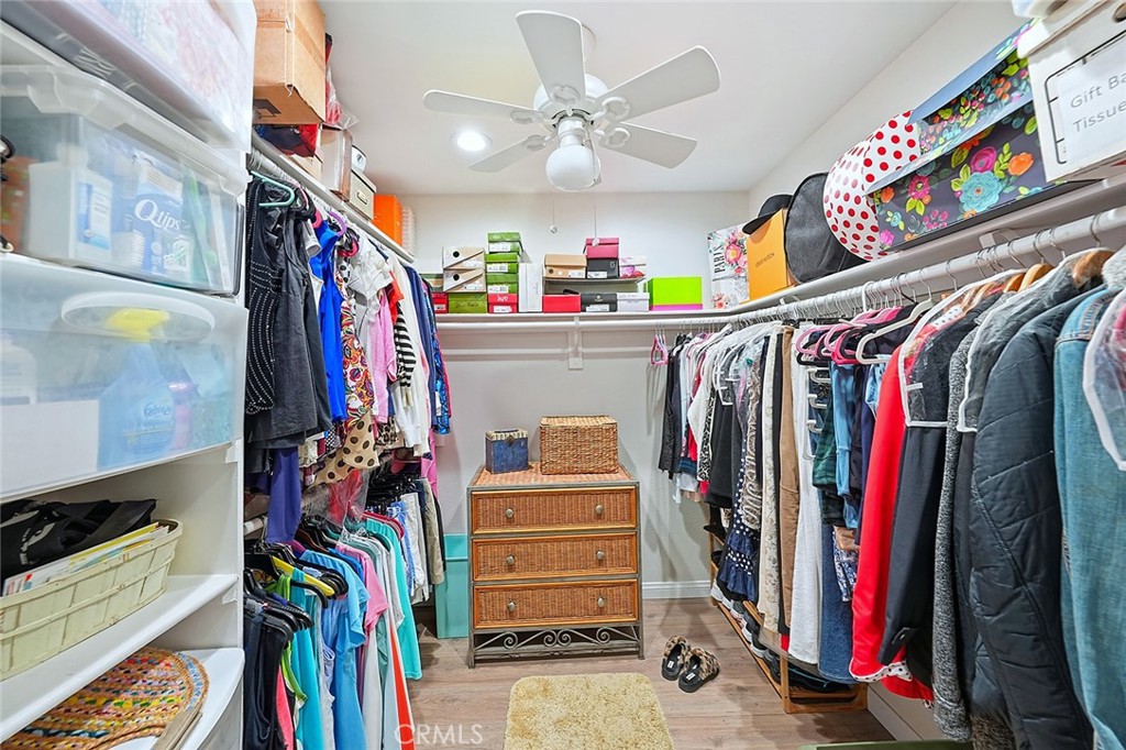 MLS #OC25253195 image #15