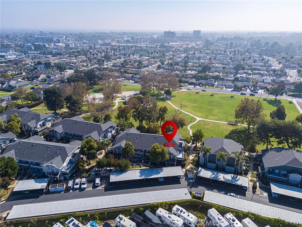 MLS #OC25253195 image #32