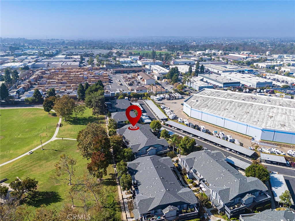 MLS #OC25253195 image #33