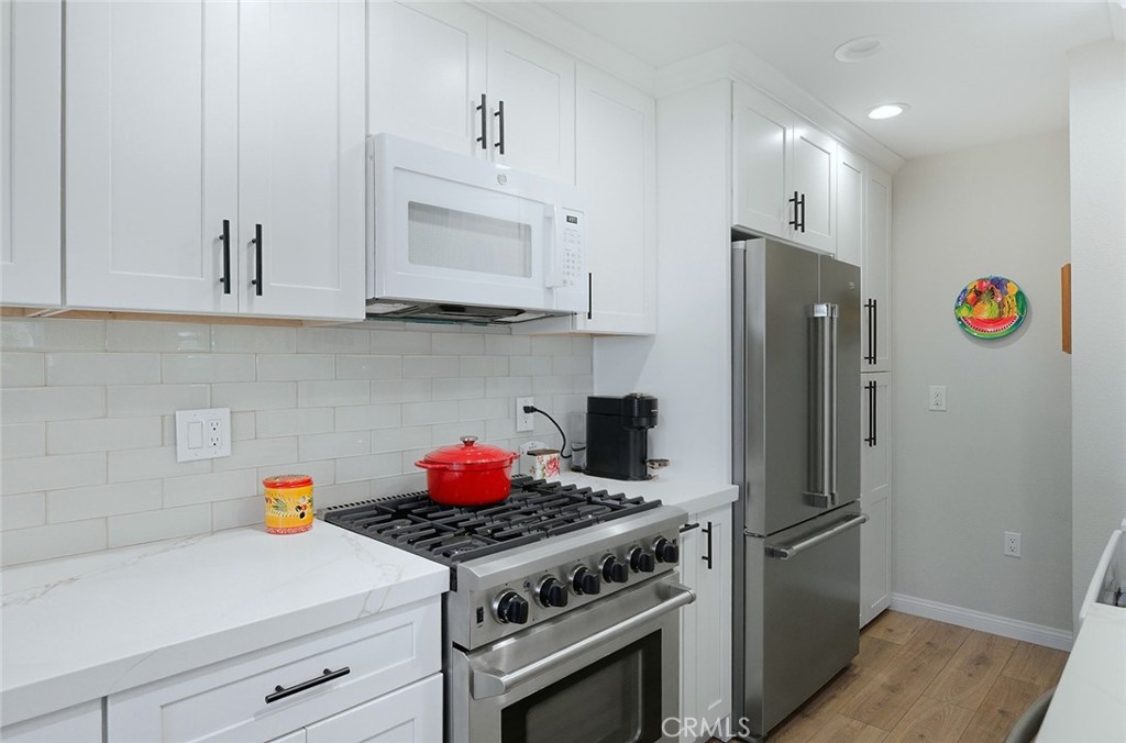 MLS #OC25253195 image #5