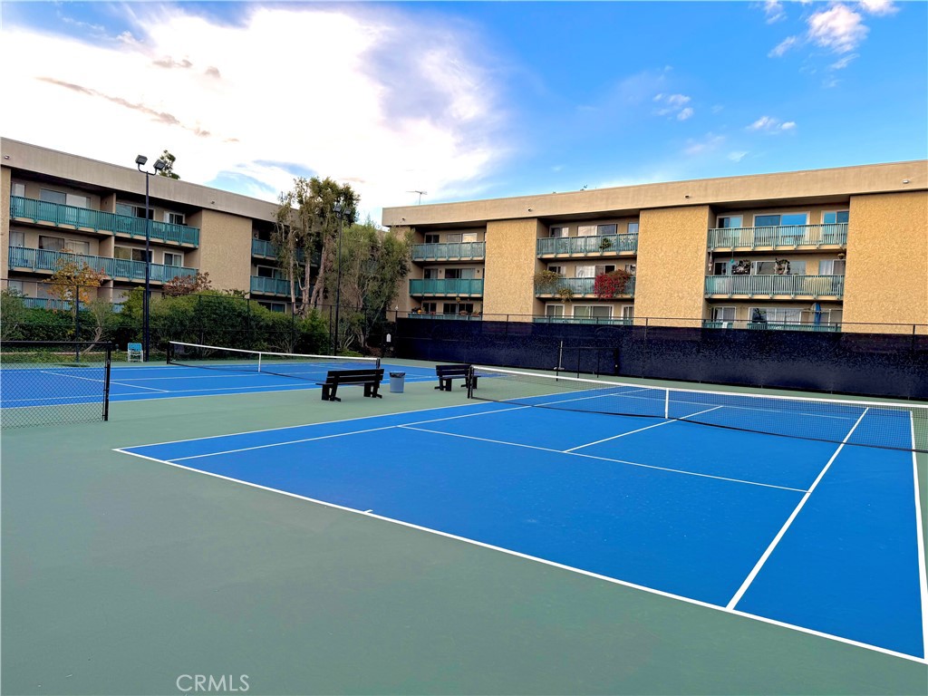 MLS #OC25253202 image #15