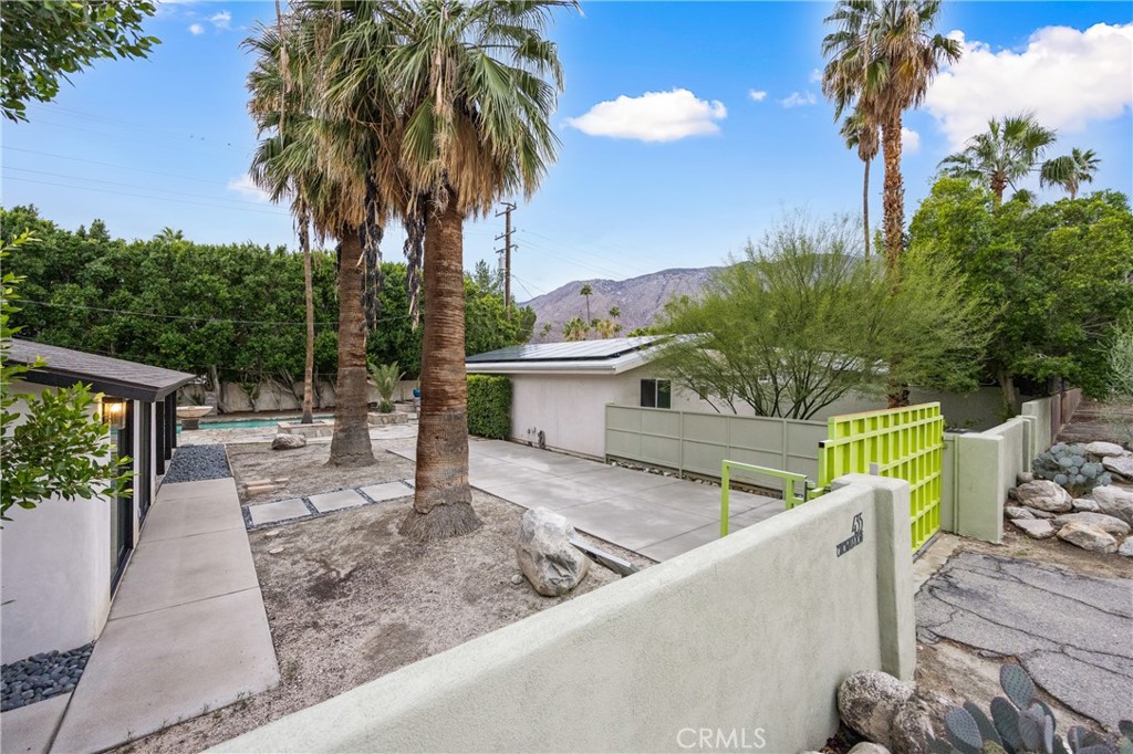 MLS #OC25253282 image #13