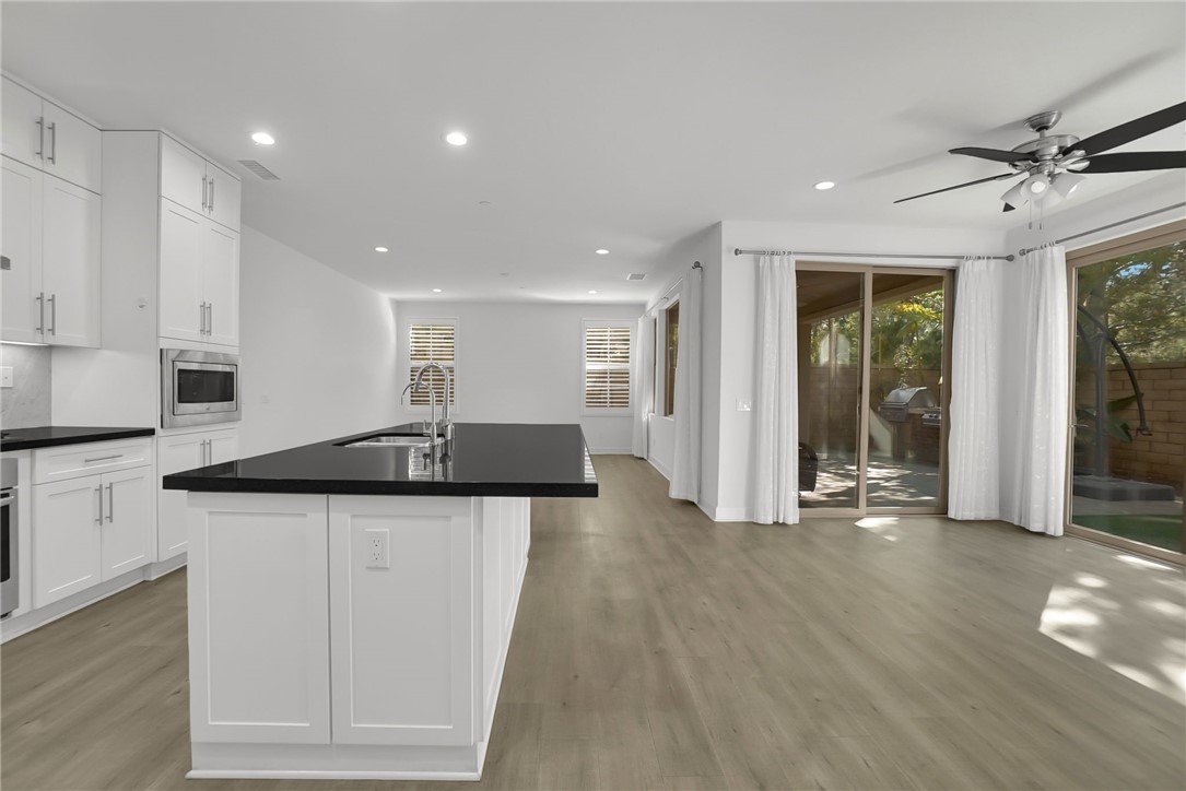 MLS #OC25253332 image #1