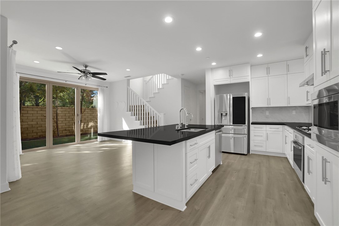 MLS #OC25253332 image #2