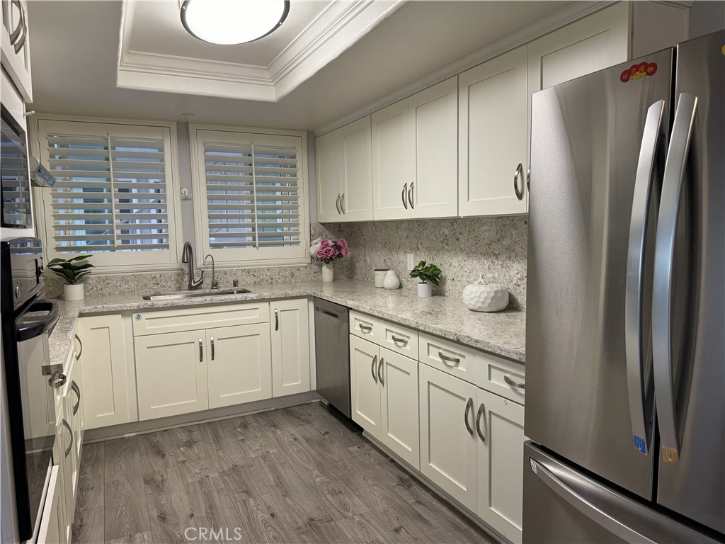 MLS #OC25253334 image #5