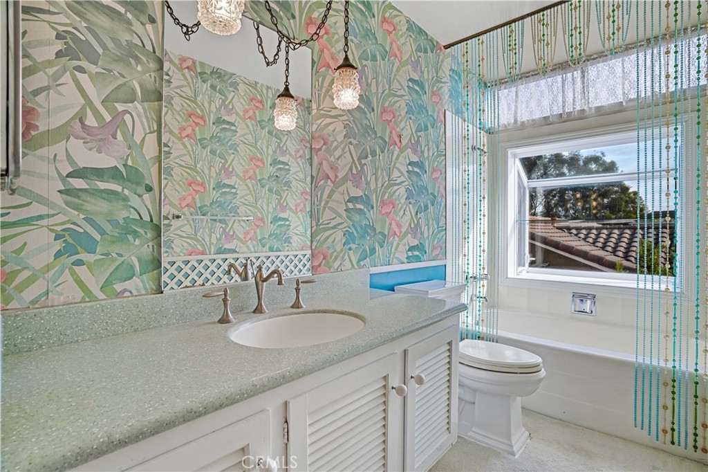 MLS #OC25253377 image #13