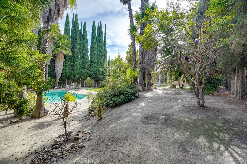 MLS #OC25253377 image #25