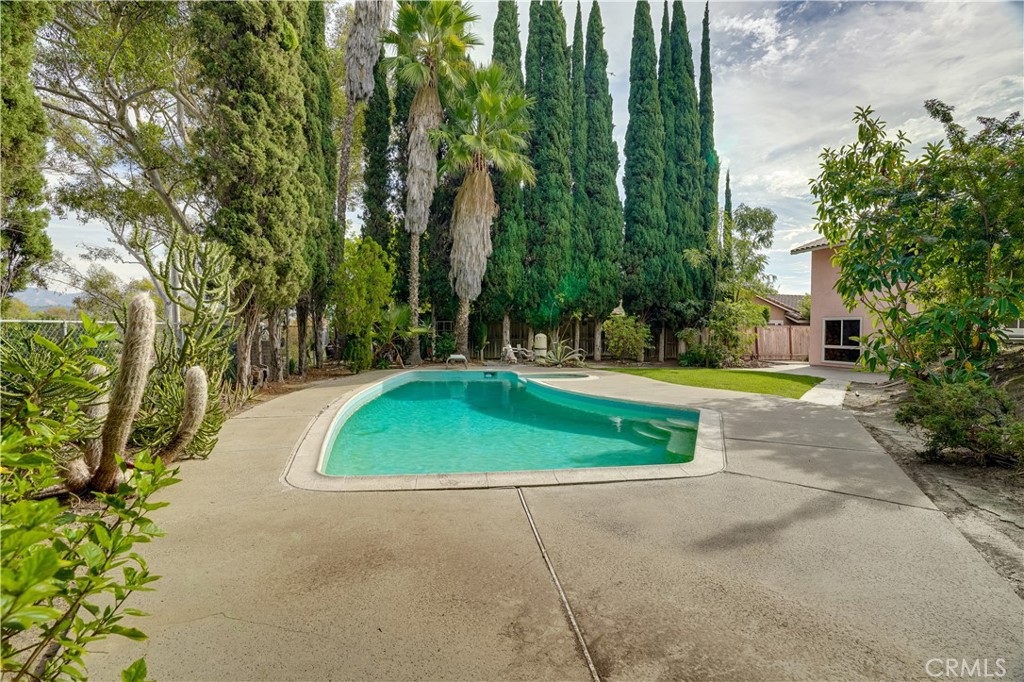 MLS #OC25253377 image #26