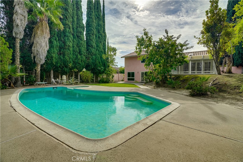 MLS #OC25253377 image #27