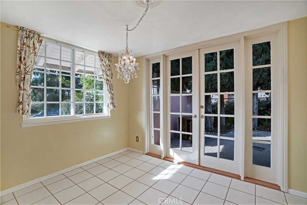 MLS #OC25253377 image #4