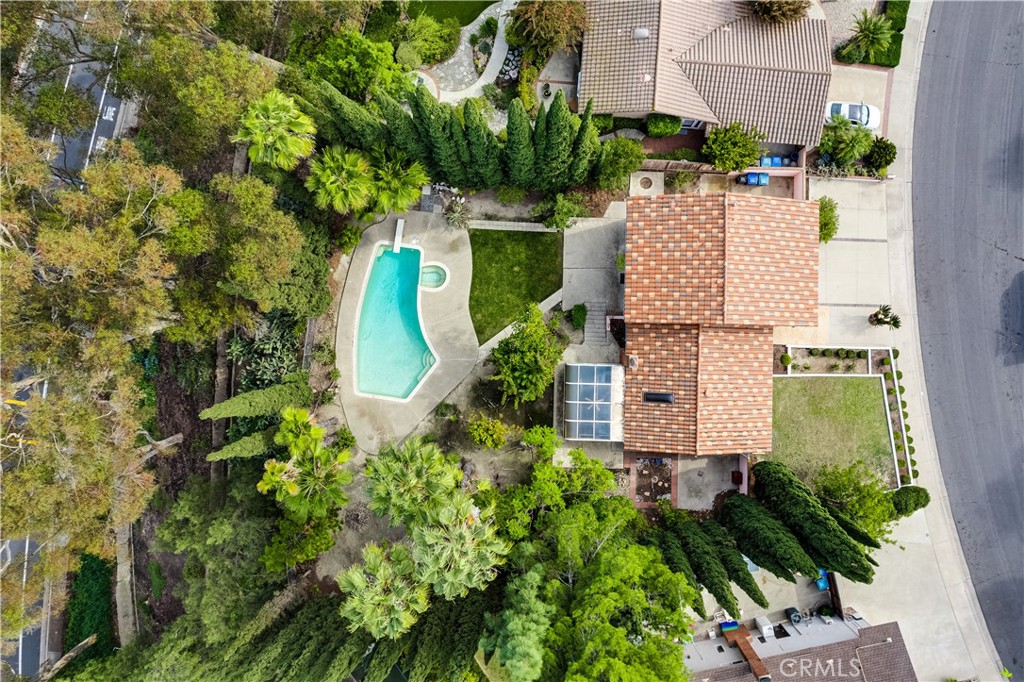 MLS #OC25253377 image #41