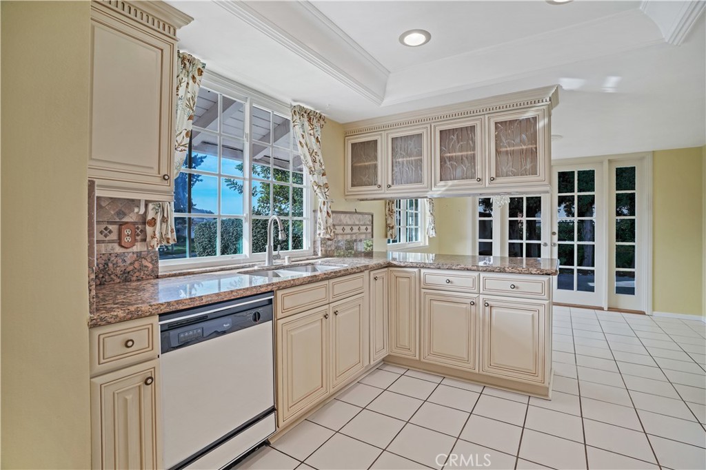 MLS #OC25253377 image #6